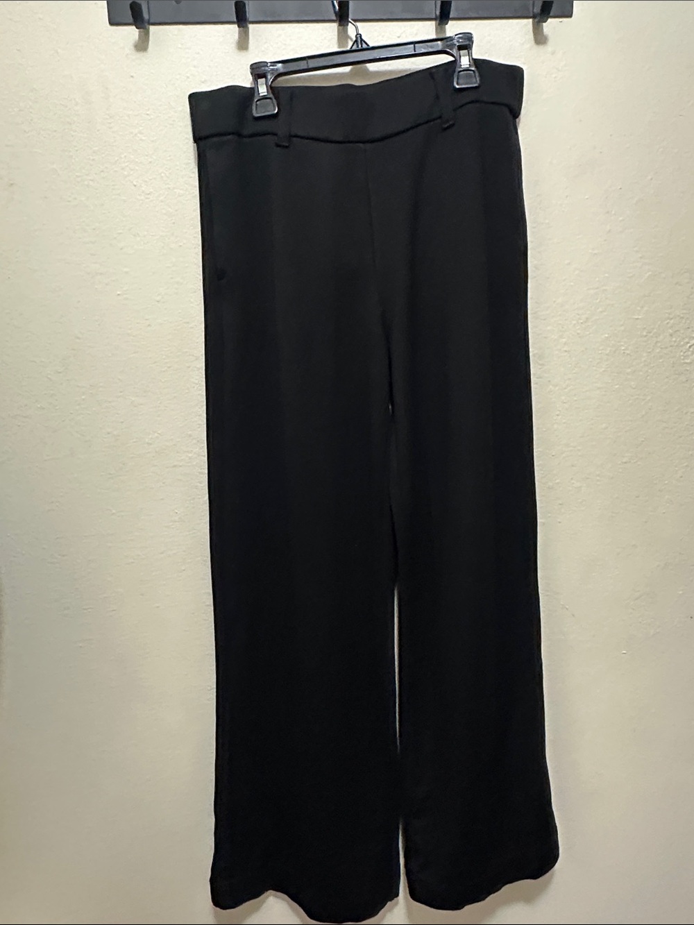 Lee Women’s Ultra Lux Comfort Black Wide-Leg Pull-On Pants